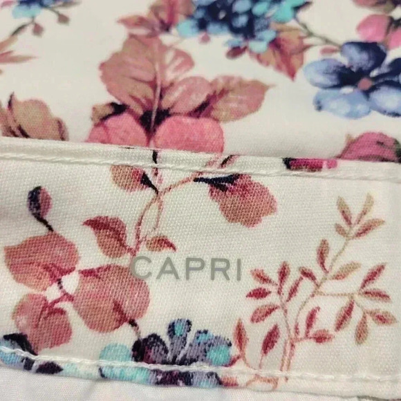 St. John's Bay Size 12 White Bright Pink Floral Summer Travel Party Dressy Capri - Picture 8 of 10